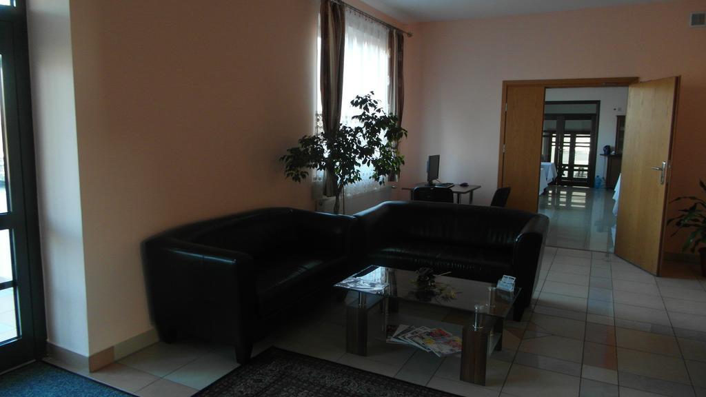 Hotel Julianow Varsó Kültér fotó