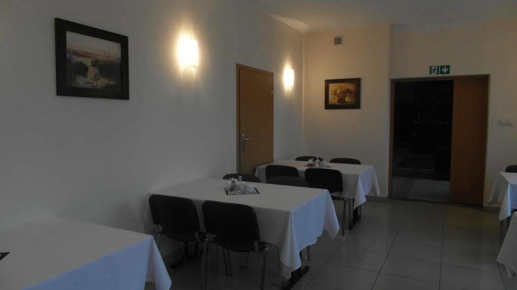 Hotel Julianow Varsó Kültér fotó